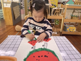 小班幼儿作品：蚂蚁和西瓜